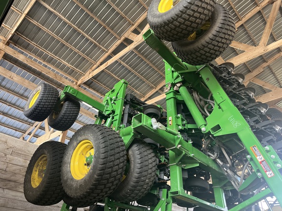 2022 John Deere N560 Air Seeder