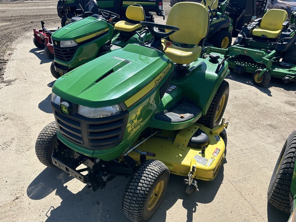 2017 John Deere X734 Garden Tractor