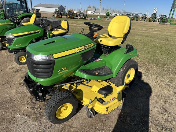 2017 John Deere X734 Garden Tractor