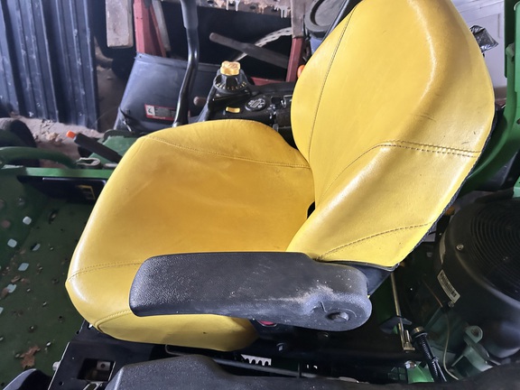 2016 John Deere Z950M Mower/Zero Turn