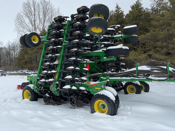 2022 John Deere N550 Air Seeder