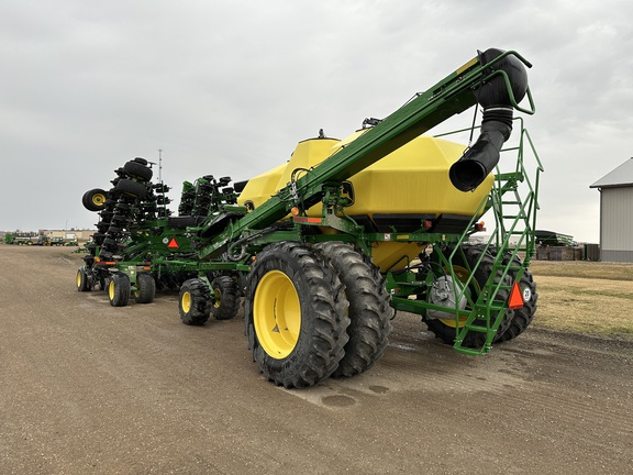 2022 John Deere N550 Air Seeder