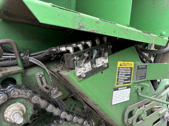 2014 John Deere 569 Baler/Round