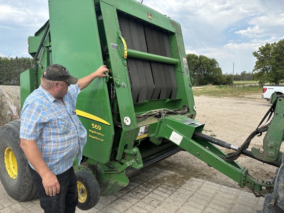 2014 John Deere 569 Baler/Round