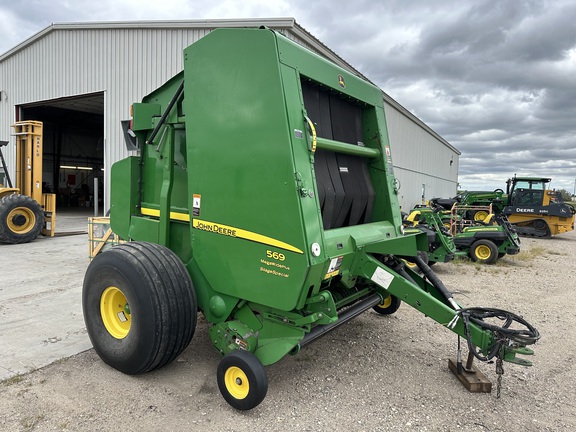 2014 John Deere 569 Baler/Round