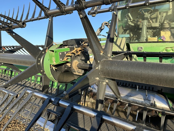 2017 John Deere 640FD Header Combine