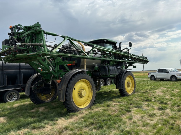 2017 John Deere R4038 Sprayer/High Clearance