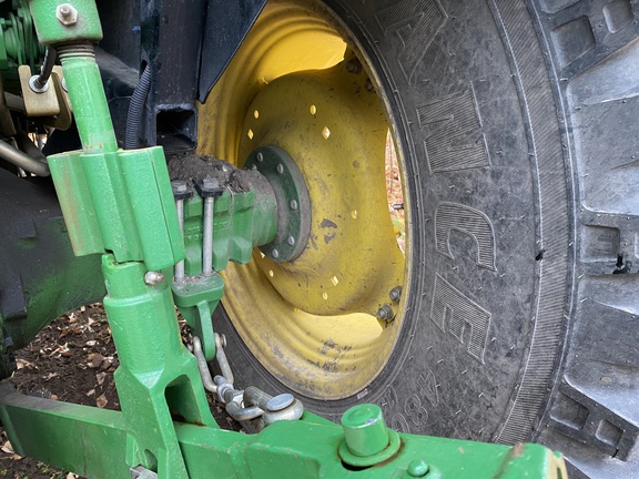 2013 John Deere 5083E Tractor