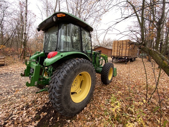 2013 John Deere 5083E Tractor