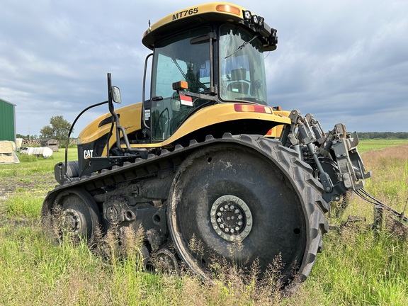 2002 Challenger MT765 Tractor Rubber Track