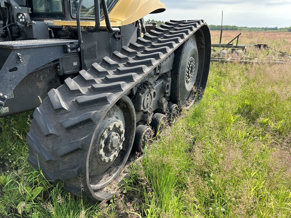 2002 Challenger MT765 Tractor Rubber Track