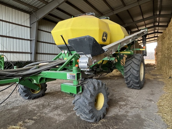 2008 John Deere 1890 Air Seeder