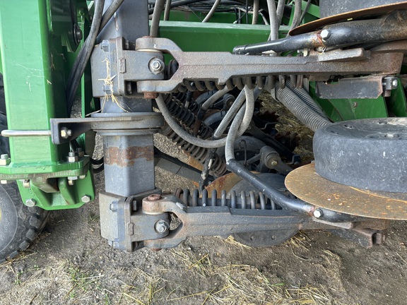 2008 John Deere 1890 Air Seeder