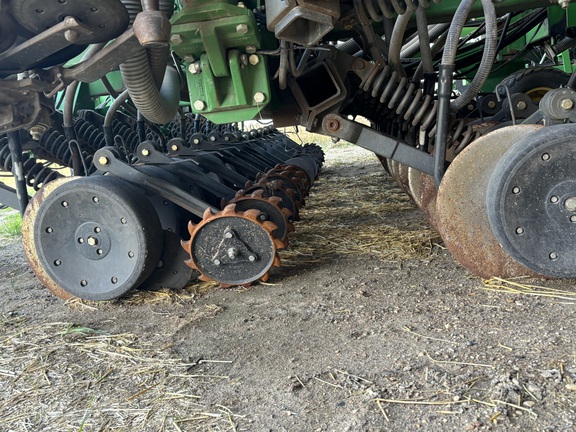 2008 John Deere 1890 Air Seeder