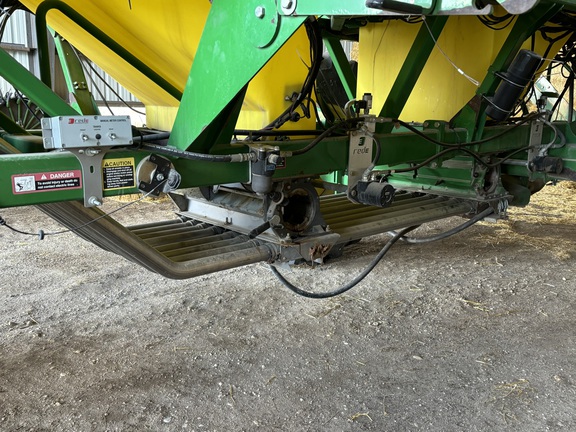 2008 John Deere 1890 Air Seeder