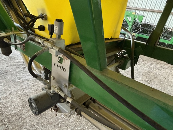 2008 John Deere 1890 Air Seeder