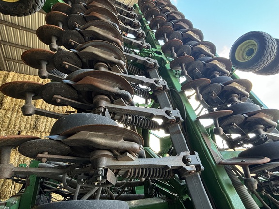 2008 John Deere 1890 Air Seeder