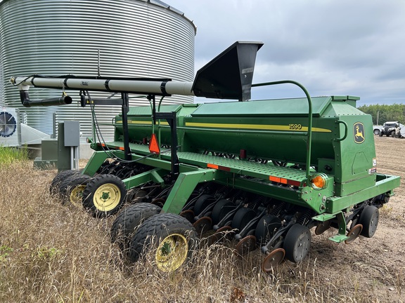 2003 John Deere 1590 Drill