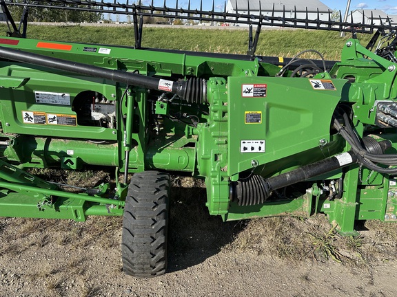 2024 John Deere HD40F Header Combine