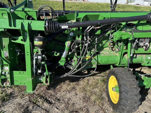 2024 John Deere HD40F Header Combine
