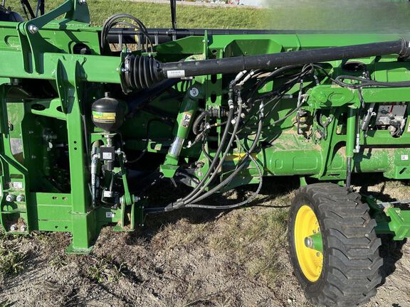 2024 John Deere HD40F Header Combine