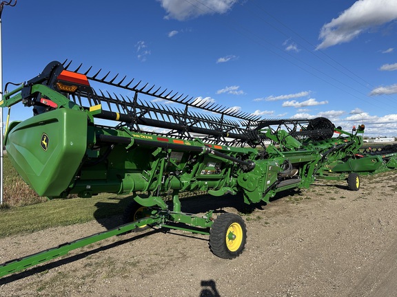 2024 John Deere HD40F Header Combine