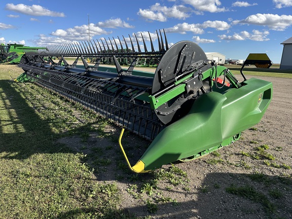 2023 John Deere RD35F Header Combine