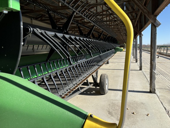 2023 John Deere RD35F Header Combine