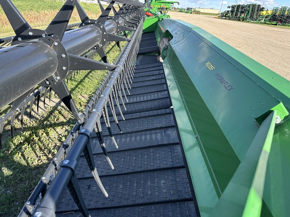 2023 John Deere RD35F Header Combine