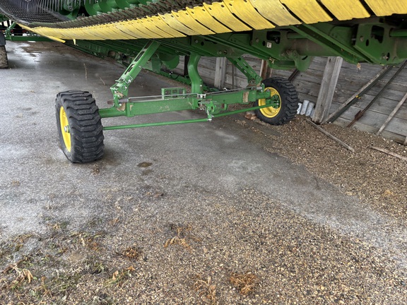 2022 John Deere HD45F Header Combine