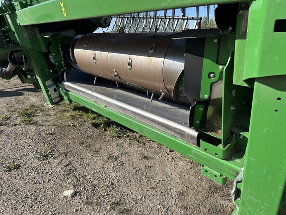 2022 John Deere HD45F Header Combine