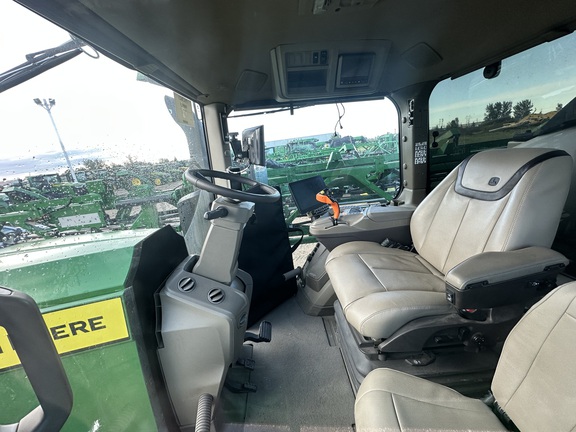 2025 John Deere 412R Sprayer/High Clearance