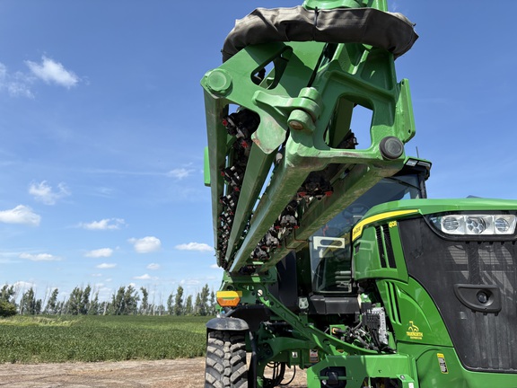2023 John Deere 410R Sprayer/High Clearance