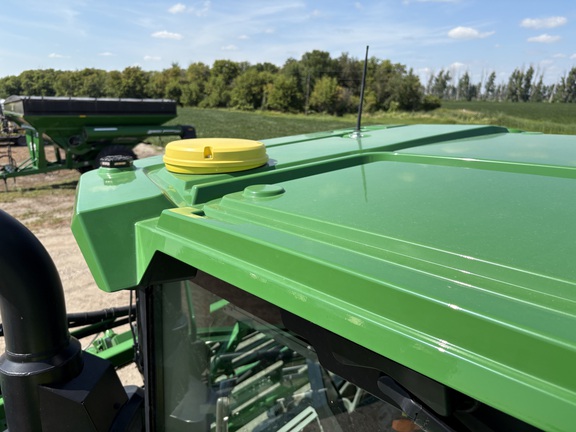 2023 John Deere 410R Sprayer/High Clearance