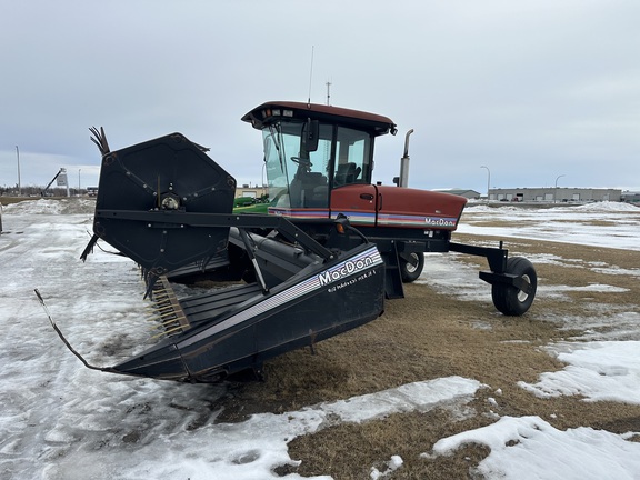2001 MacDon 9250 Windrower