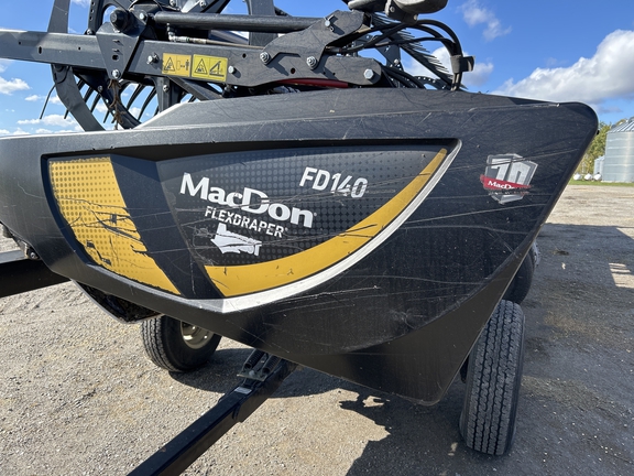 2019 MacDon FD140 Header Combine
