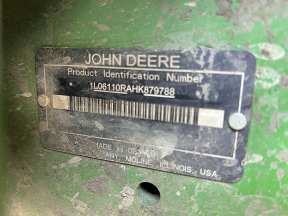 2017 John Deere 6110R Tractor