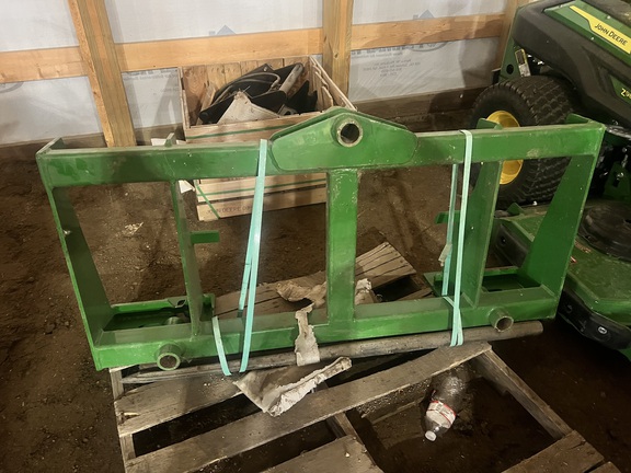 2012 Frontier AB12A Triple Tine Bale Spear for 800 series attach Bale Spear