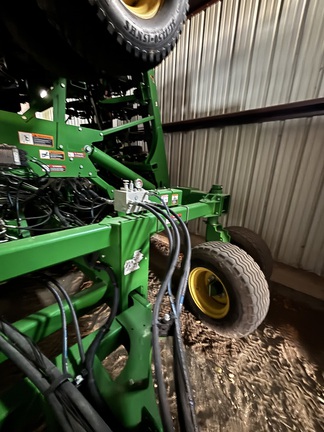 2020 John Deere 1890 Air Seeder