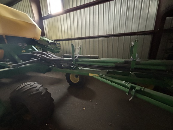 2020 John Deere 1890 Air Seeder