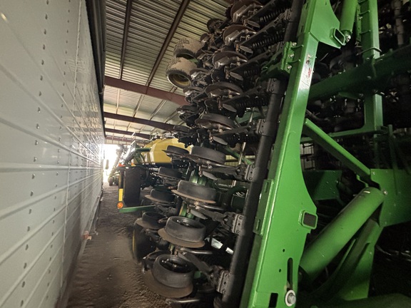 2020 John Deere 1890 Air Seeder