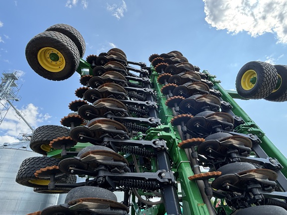 2024 John Deere N560 Air Seeder