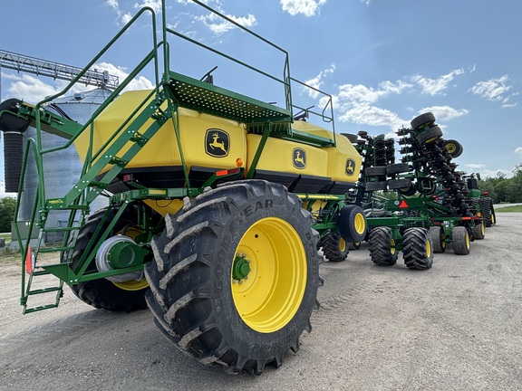 2024 John Deere N560 Air Seeder