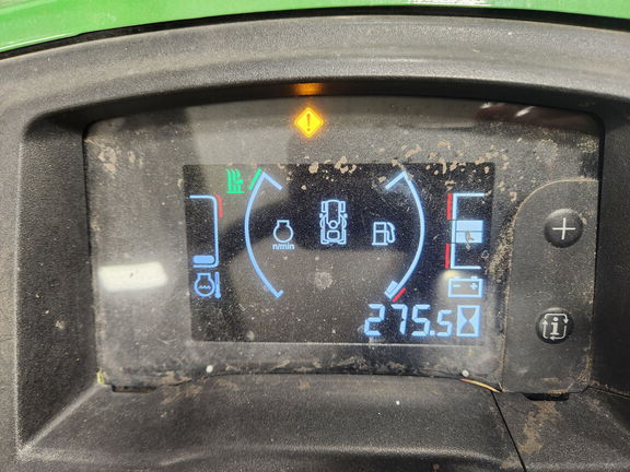 2017 John Deere X738 Garden Tractor