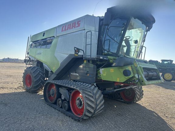 2021 CLAAS 8700TT Combine