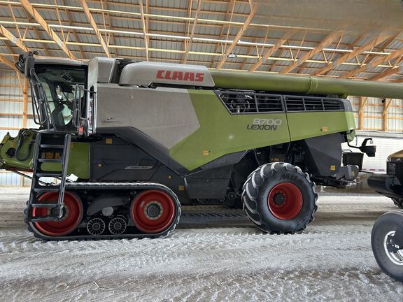 2021 CLAAS 8700TT Combine