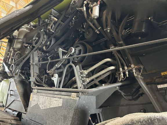 2021 CLAAS 8700TT Combine