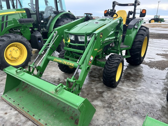 2015 John Deere 4052R Tractor Compact