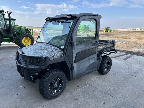 2020 John Deere XUV 835R ATV