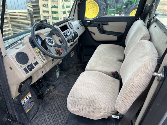 2020 John Deere XUV 835R ATV